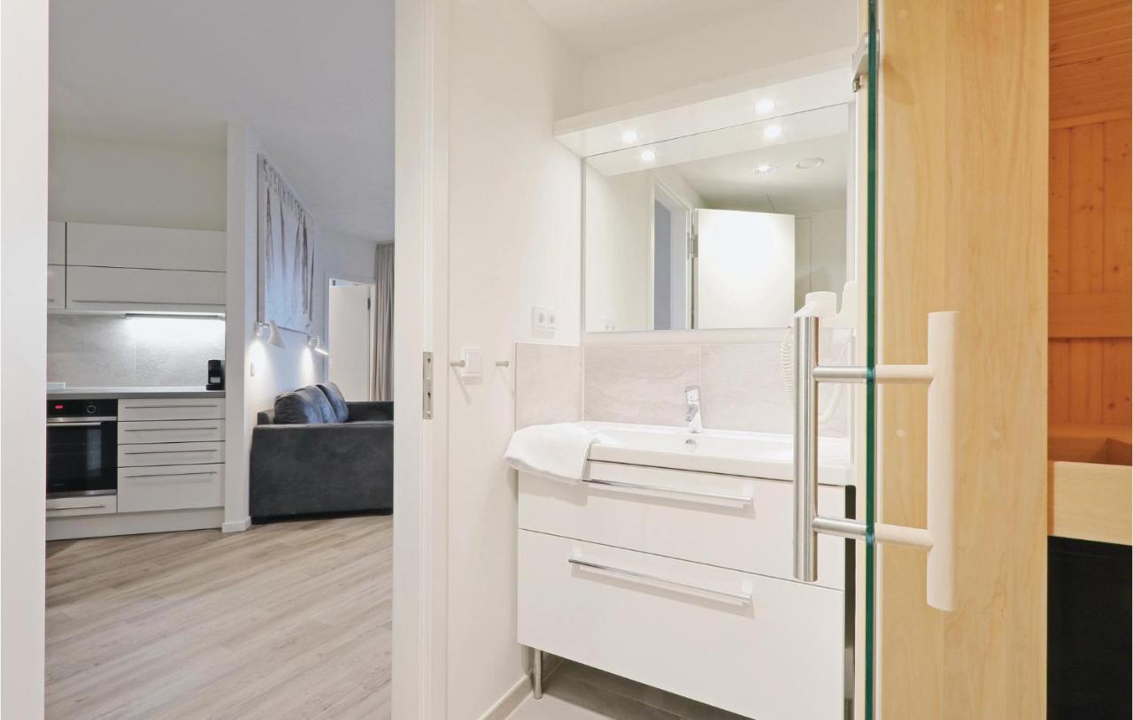 Nice Apartment In Luebeck Travemuende With Sauna Exteriör bild